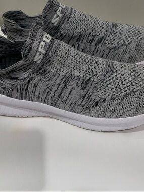 Sporto Gray Knit Slip-On Loafers